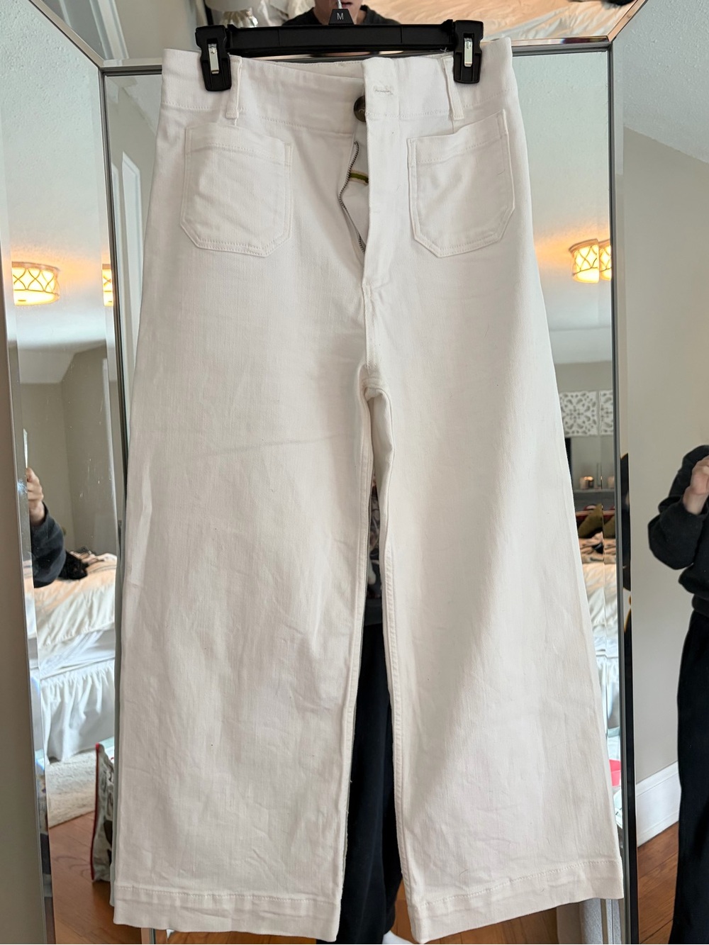 Pilcro white denim cropped jeans